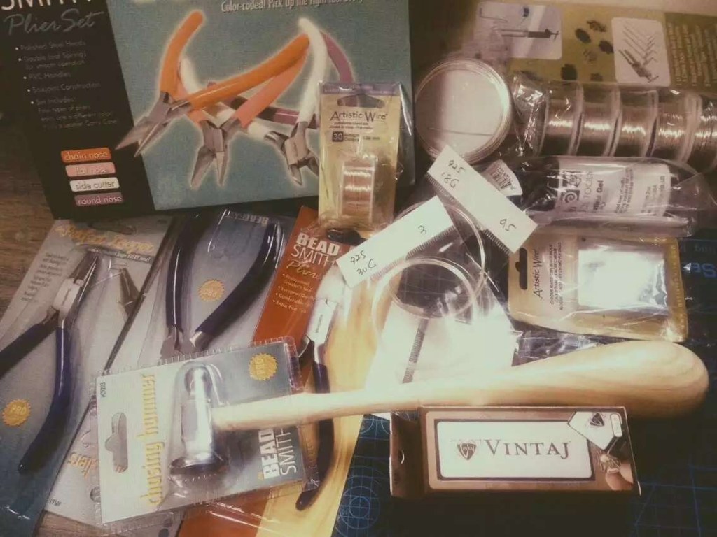 更换了全套的BeadSmith和其他想要的配件和材料，好嗨皮（20150517）